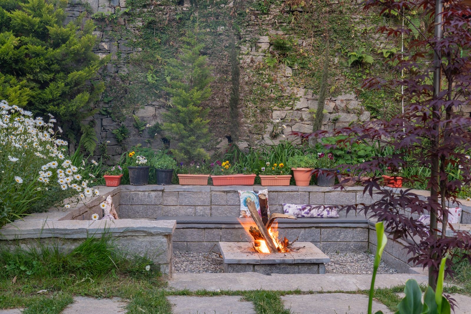 Garden Picnic & Bonfire